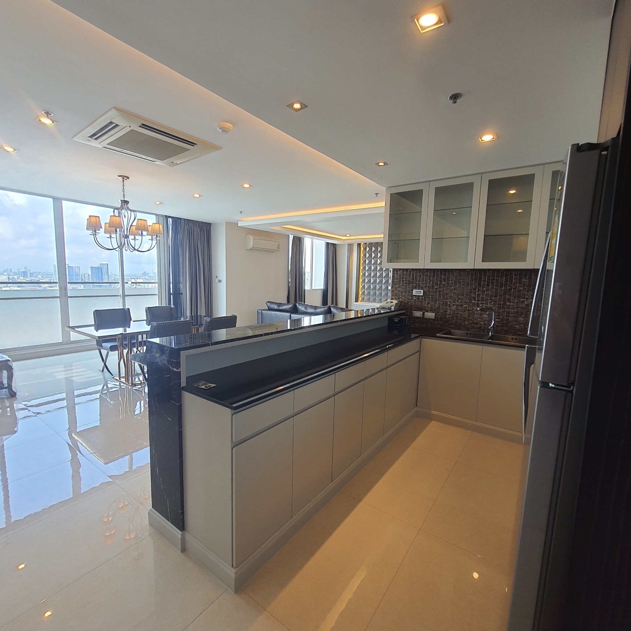 The Four Wings Residence Srinakarin