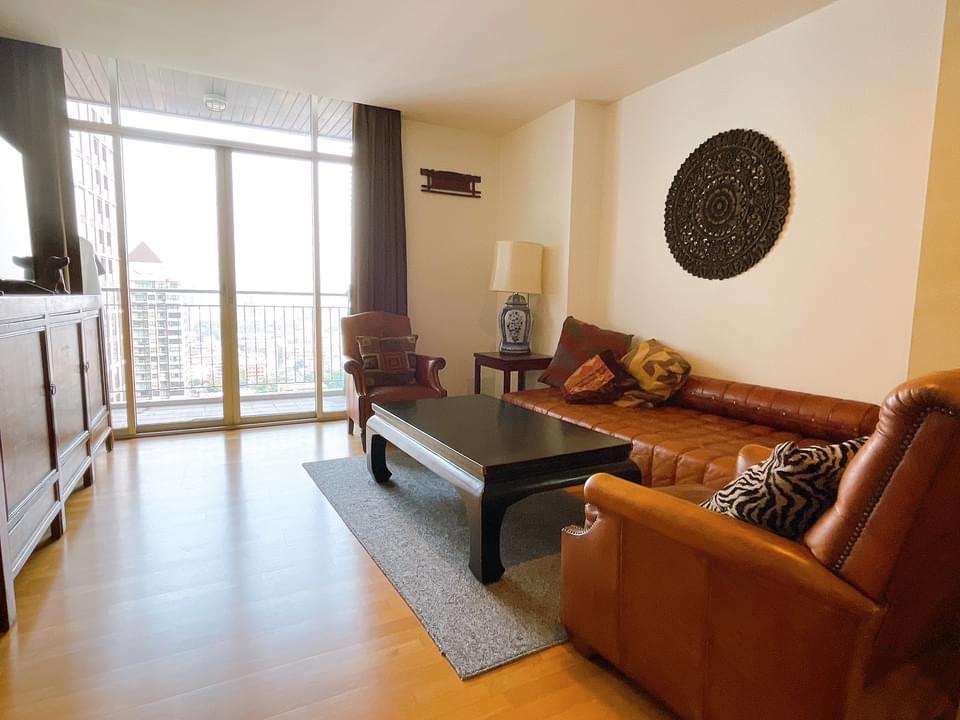Urbana Sathorn รพ.BNH