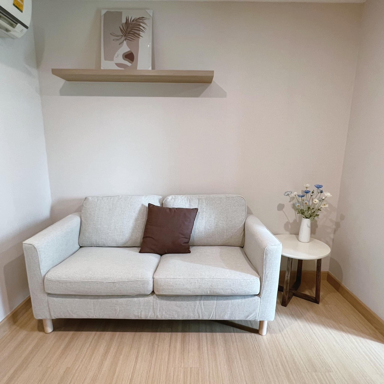 The Teak Condominium Pattanakrn-Thonglor