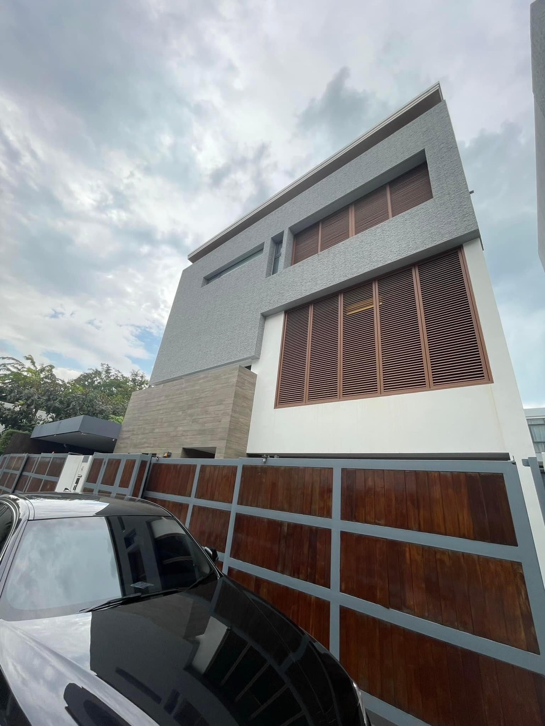 Parc Priva พาร์คพรีว่า เทียมร่วมมิตร