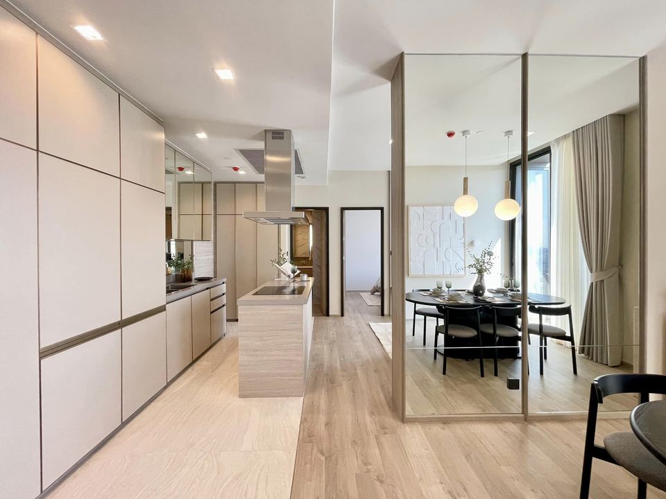 The Crest Park Residences