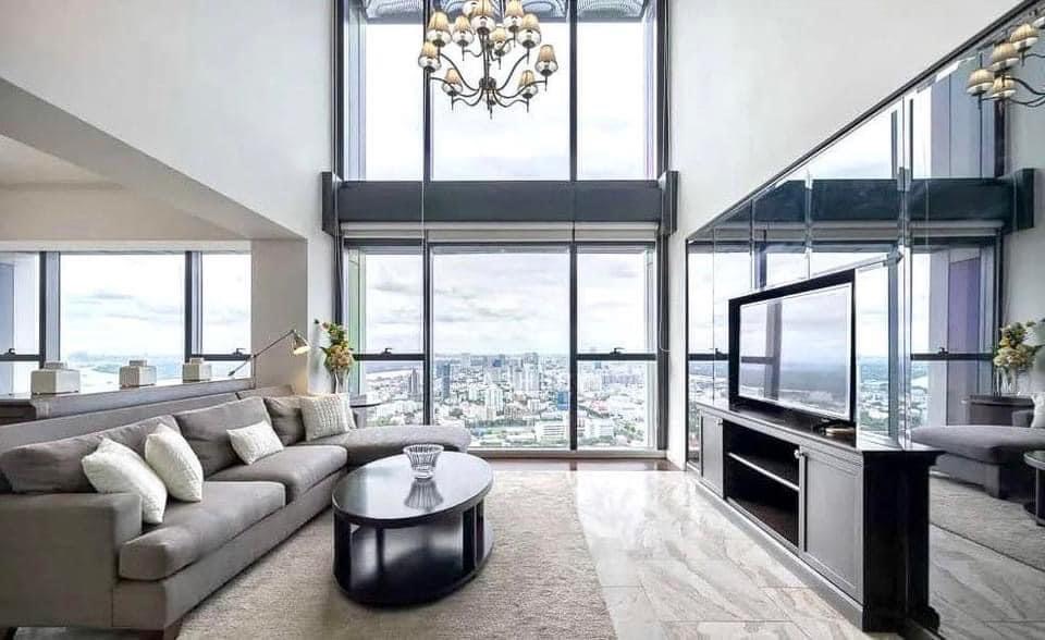 The Met Condominium