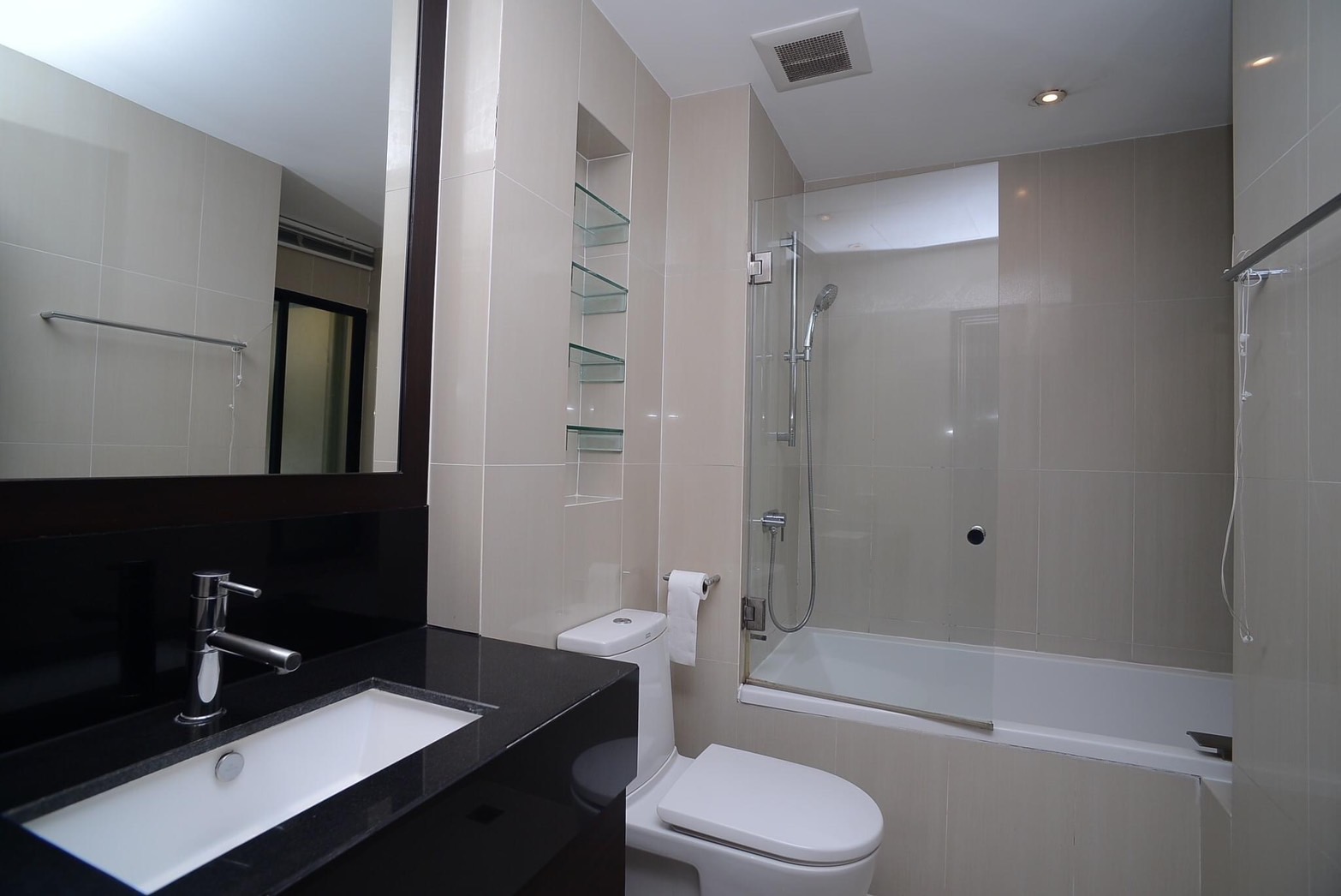Sathorn Gardens photo 3