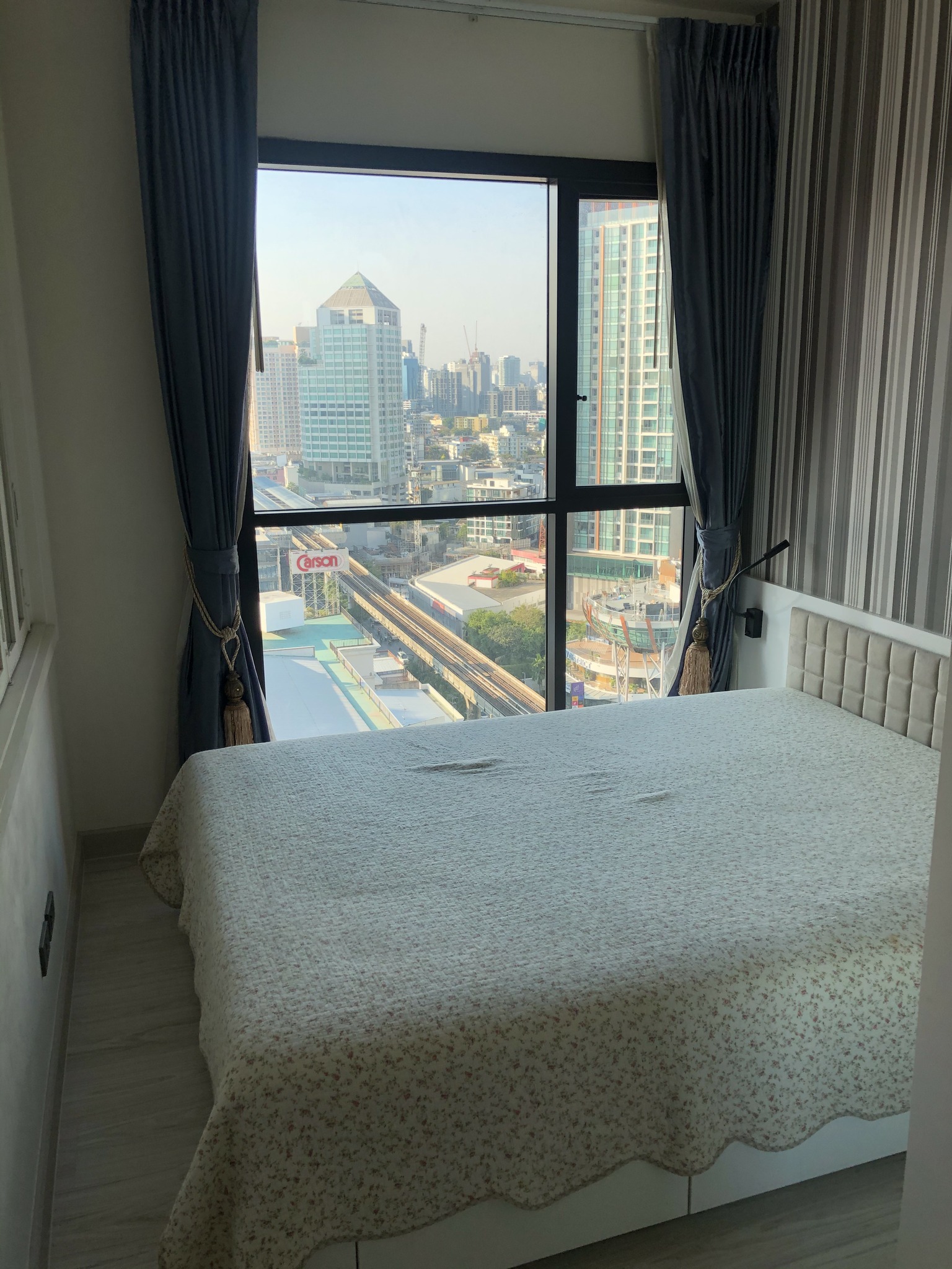 Wyne by Sansiri condo photo 4