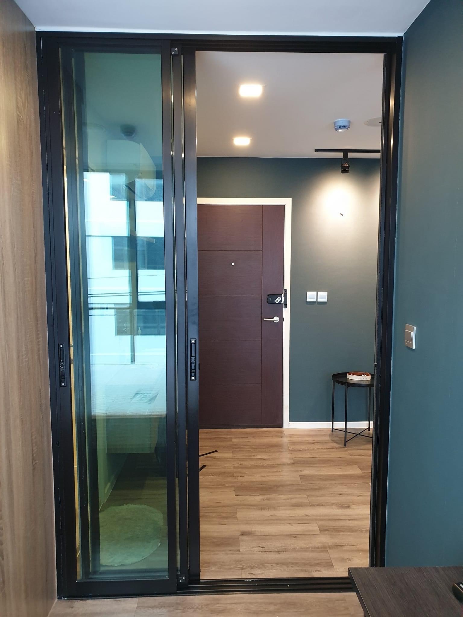 Brown condo photo 2