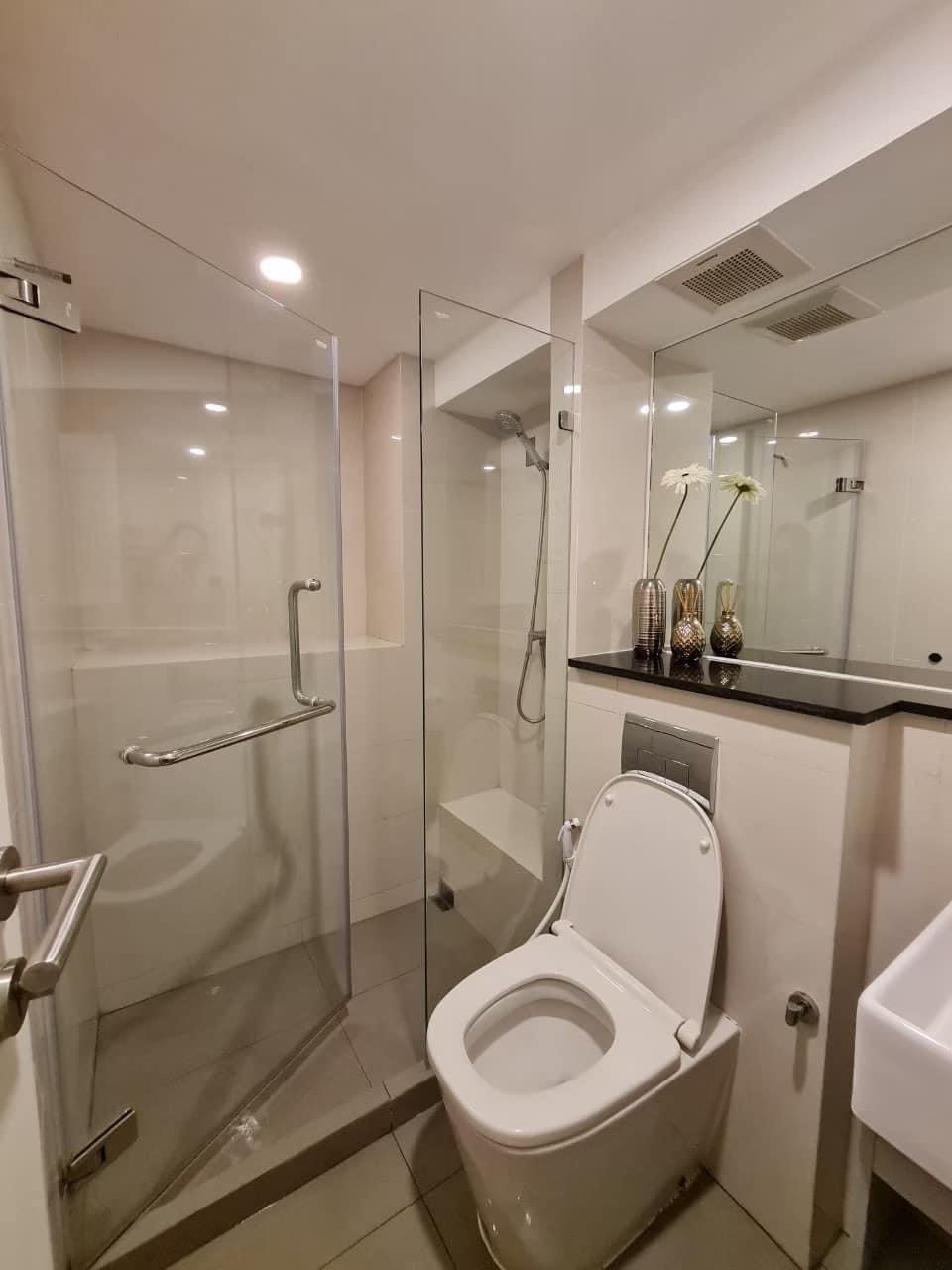 Knightsbridge Prime Sathorn Duplex room photo 5